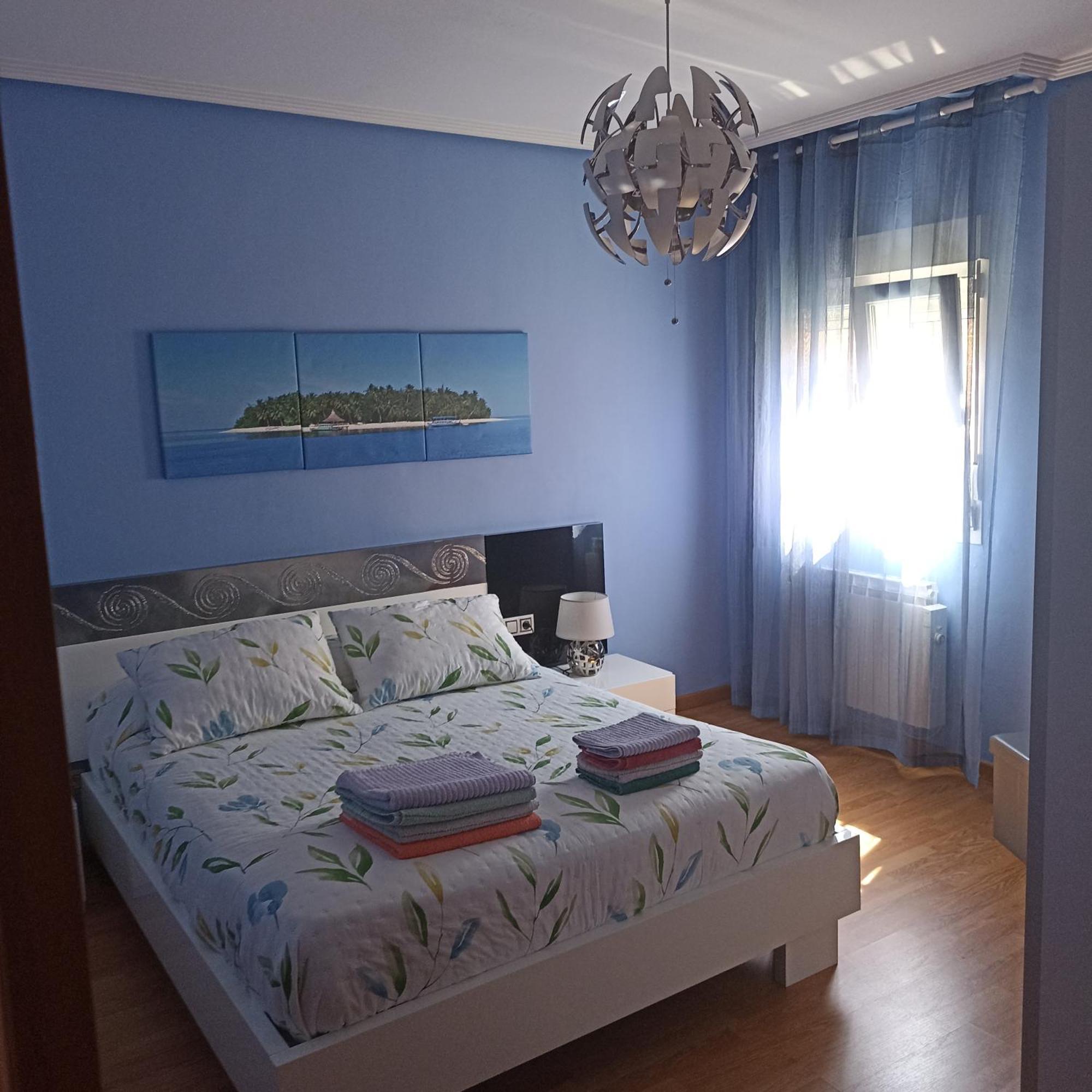 Piso Yade En Oviedo, Proximo A Los Vegas Con Parking Y Wifi מראה חיצוני תמונה